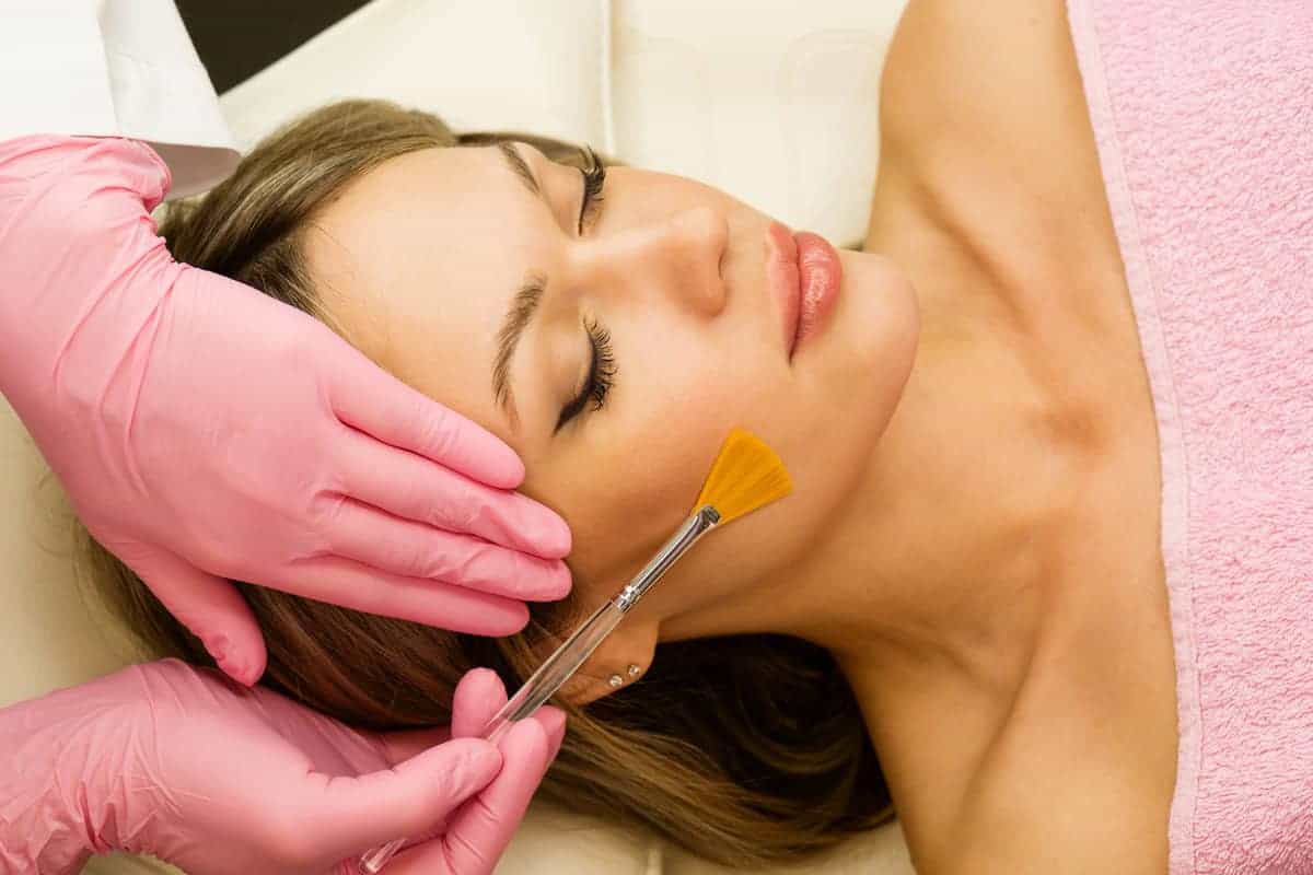 Chemical Peels by Art of Eyes SC DBA Adam J Cohen MD in 2845 Sheridan Rd Suite 903 Chicago IL